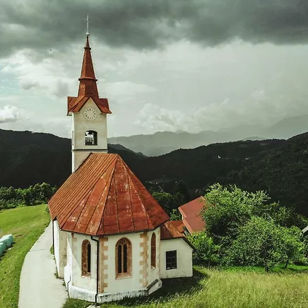 Hotel Lazec Pluznje