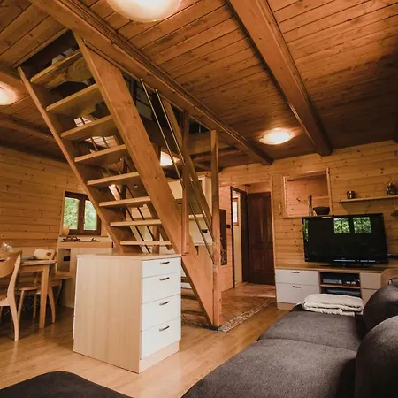 Lazec Country House * Pluznje