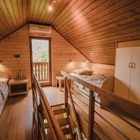 Lazec Country House Holiday home Pluznje