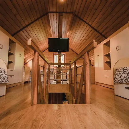 Lazec Hotel