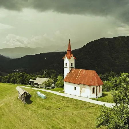 Holiday home Lazec Country House Pluznje